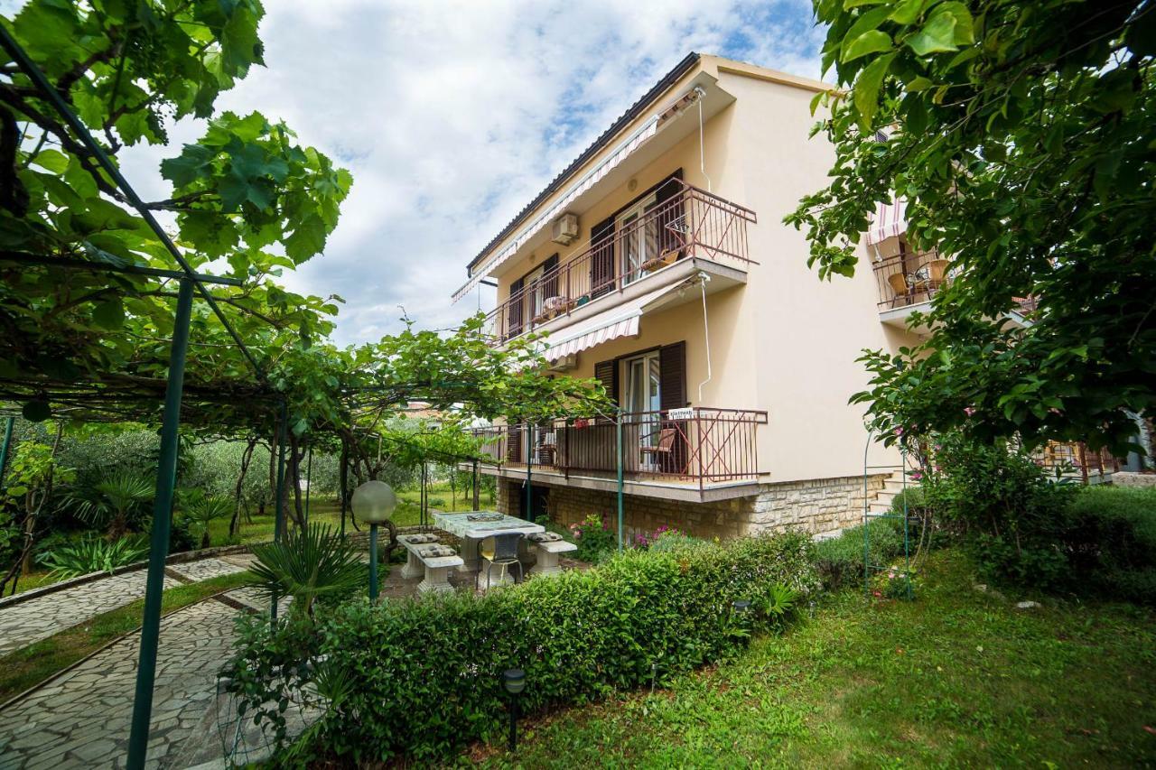 Apartments Marija Poreč Exterior foto
